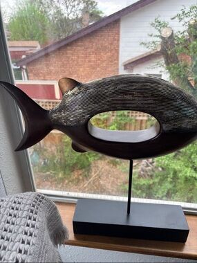 Handcrafted Wooden Fish Sculpture in Brown and Gold - Elegant Home Art